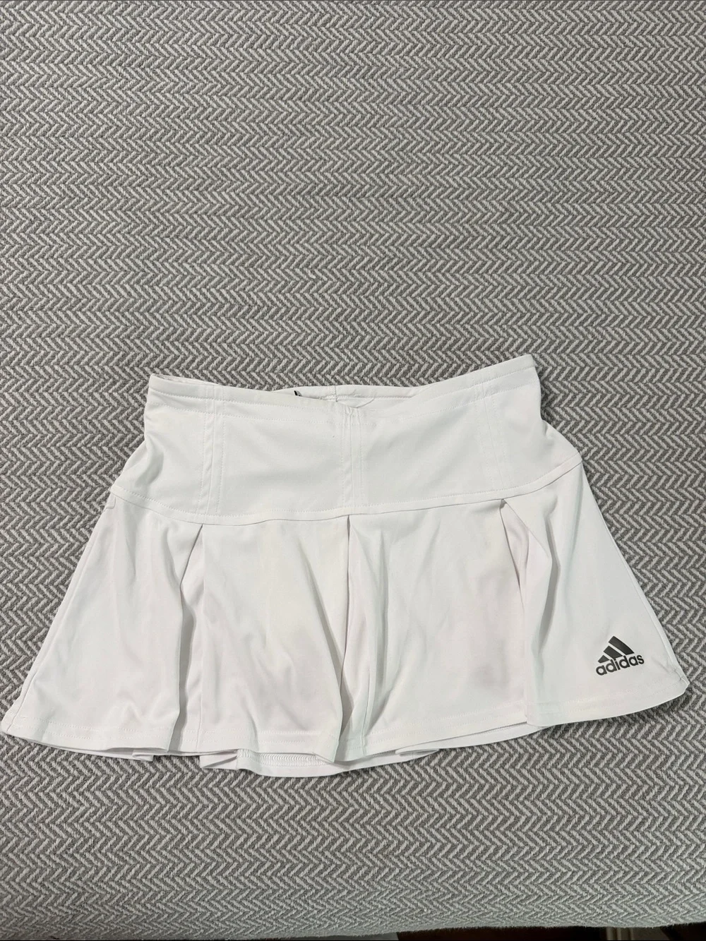 adidas White Women’s Athletic Tennis Skort